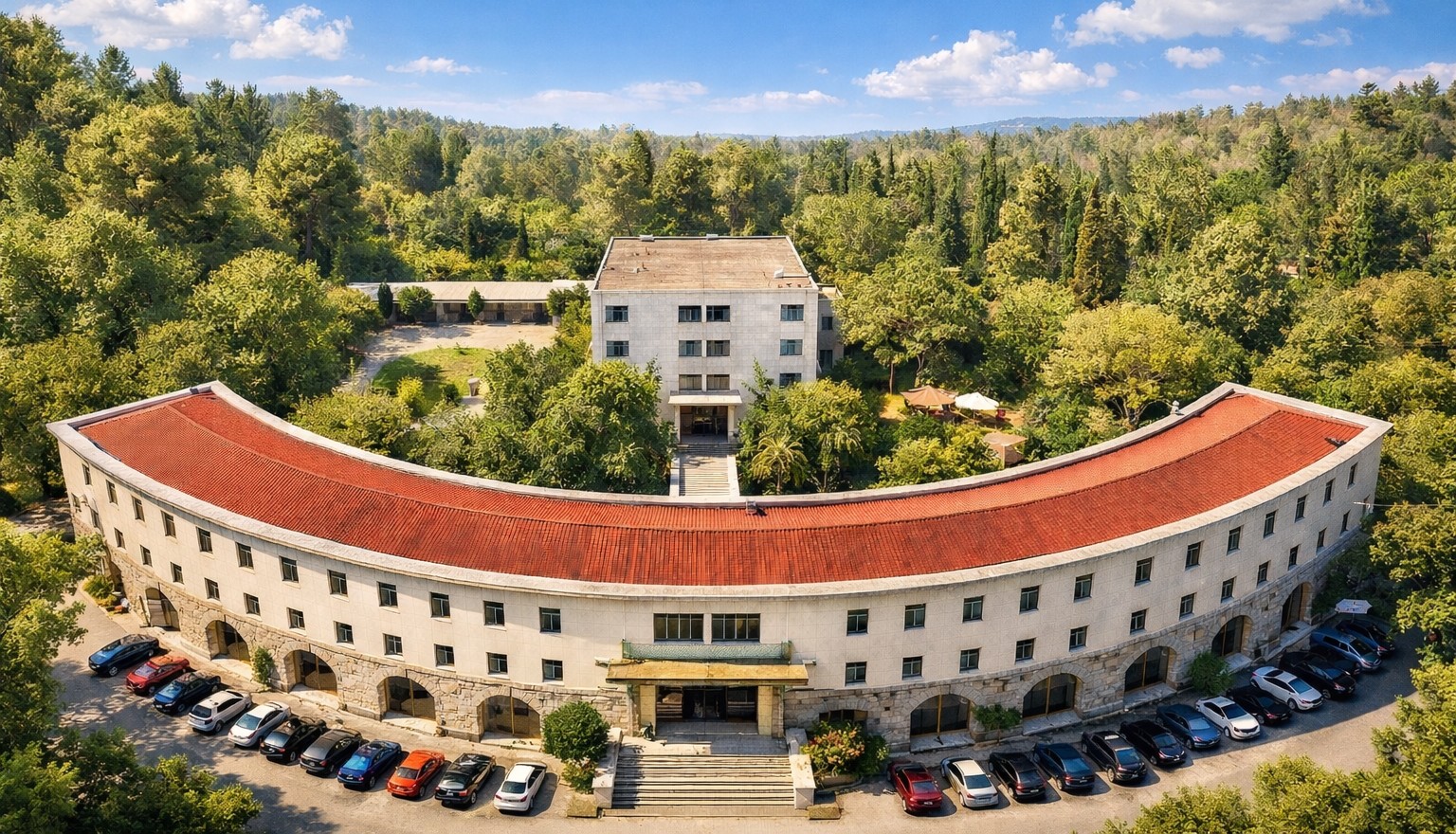 Mirësevini në Fakultetin e Gjeologjisë dhe të Minierave